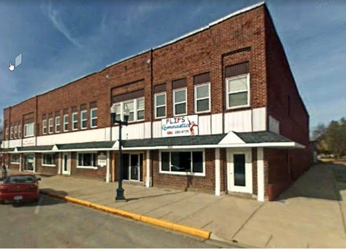 Rialto Theatre - 2000S Street View